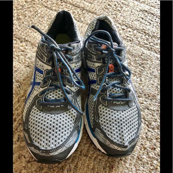 Nice athletic shoes by  ASICS size 101/2 - Picture 1 of 6